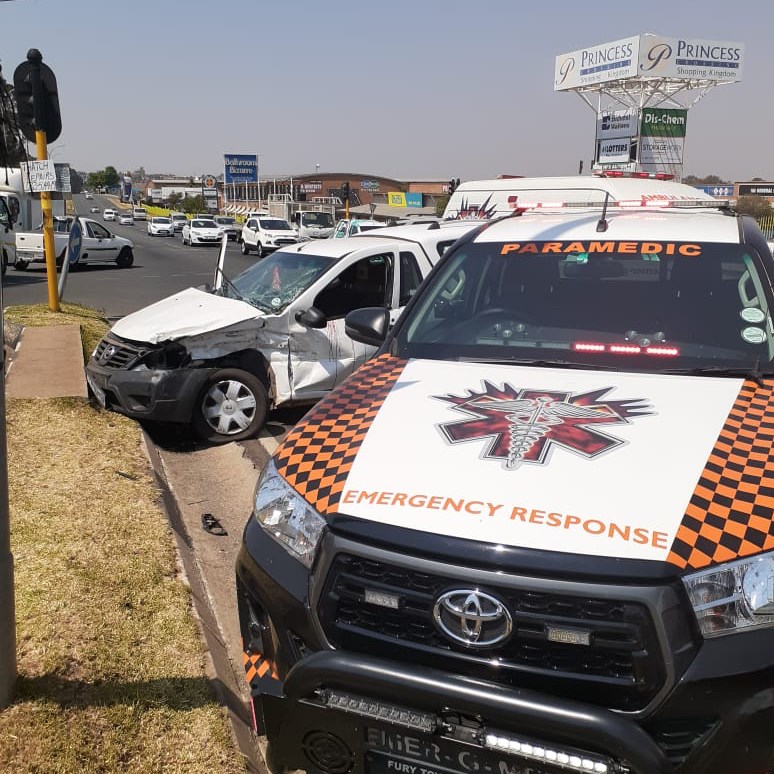 One person injured in collision Roodepoort