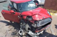 Three injured in Kya Sand collision
