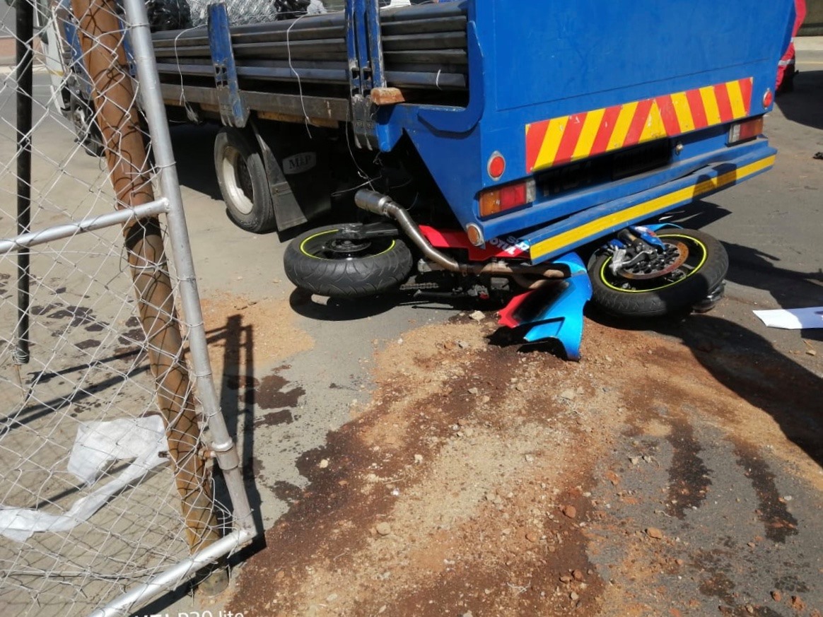 One seriously injured in a motorcycle collision in Boksburg