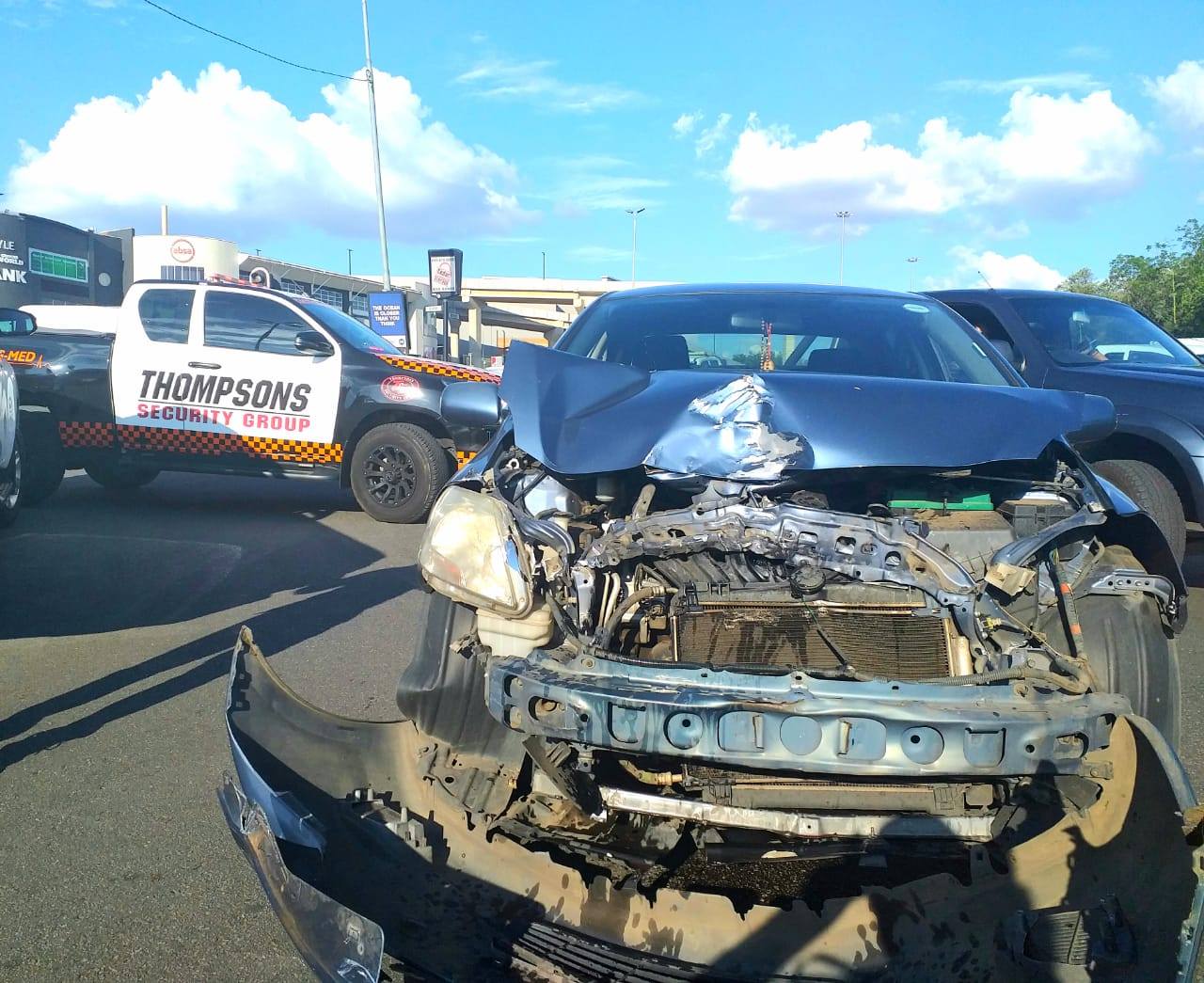 Two vehicle collision in Fourways