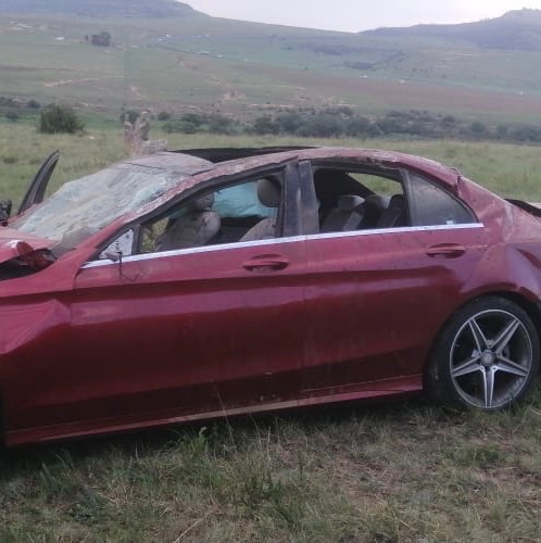 Three injured in road crash at Harrismith