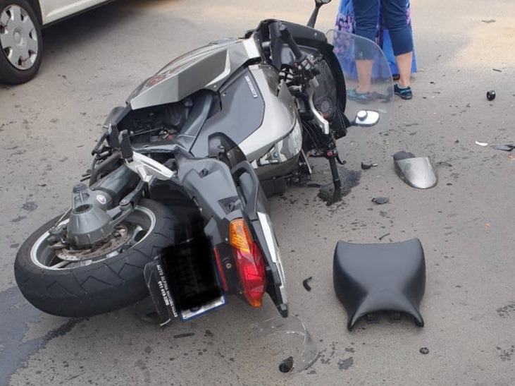 One injured in a motorbike collision in Kempton Park