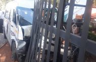 Taxi collision leaves multiple injured in Parktwon