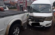 Multiple injured in a taxi collision in Jet Park