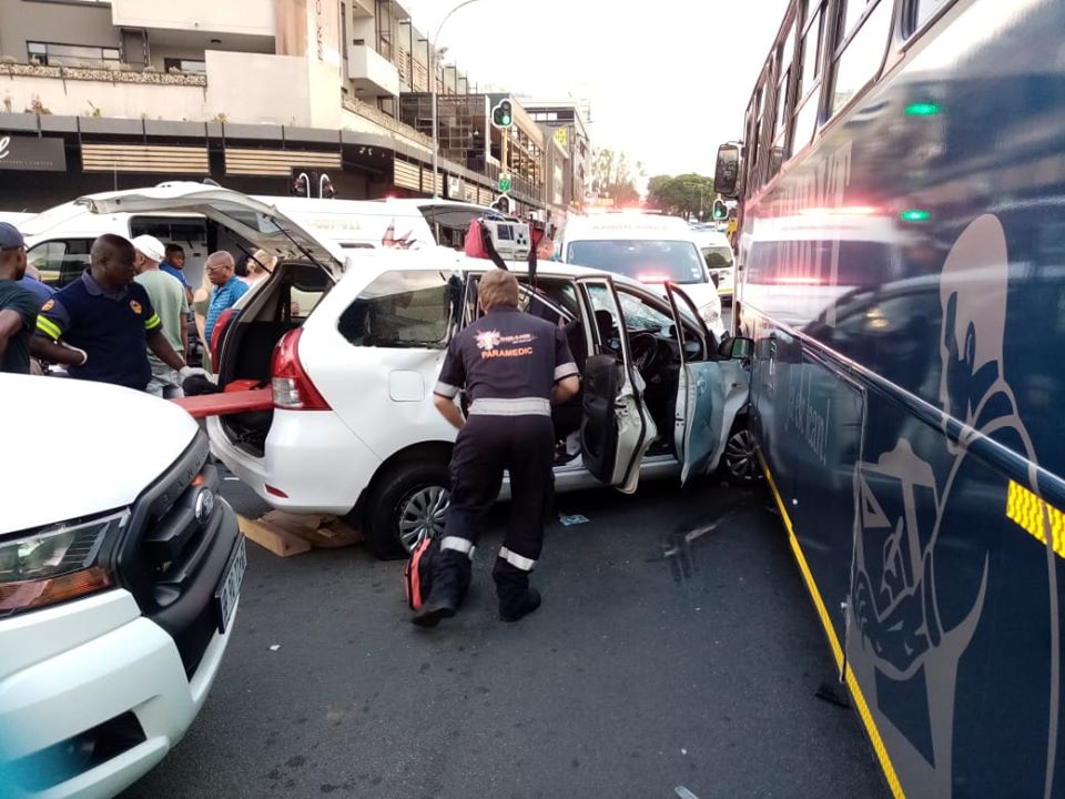 Multiple injured in a bus and vehicle collision in Rosebank