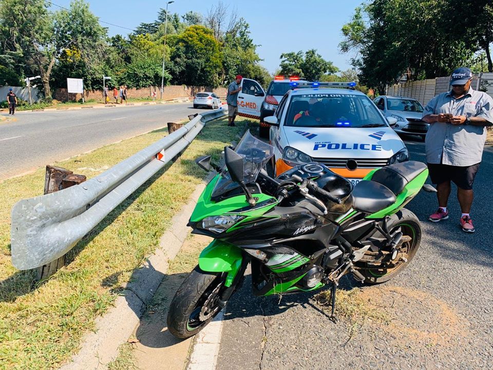 One injured in a motorcycle collision in Windsor Glen