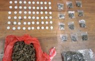 Suspects arrested in Paarl East and Mitchells Plain for possesion of drugs and firearms