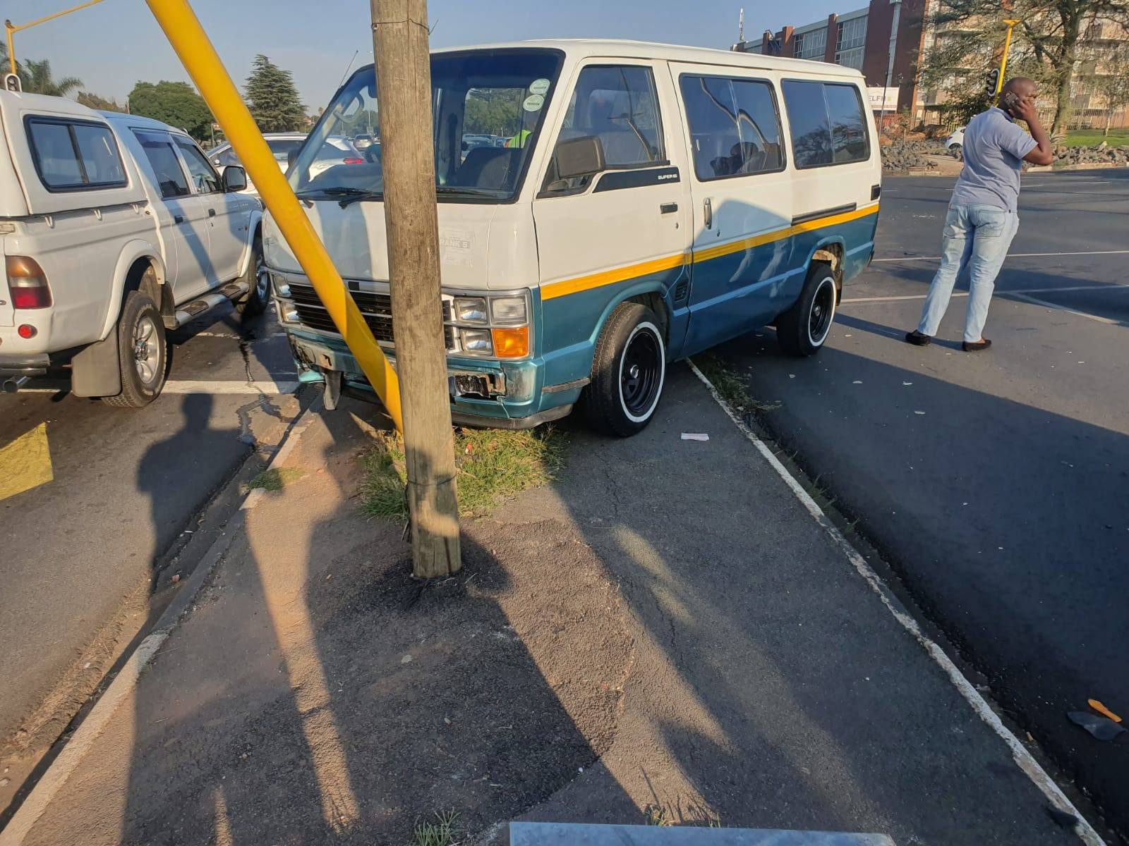Multiple injured in a taxi collision in Constantia Kloof