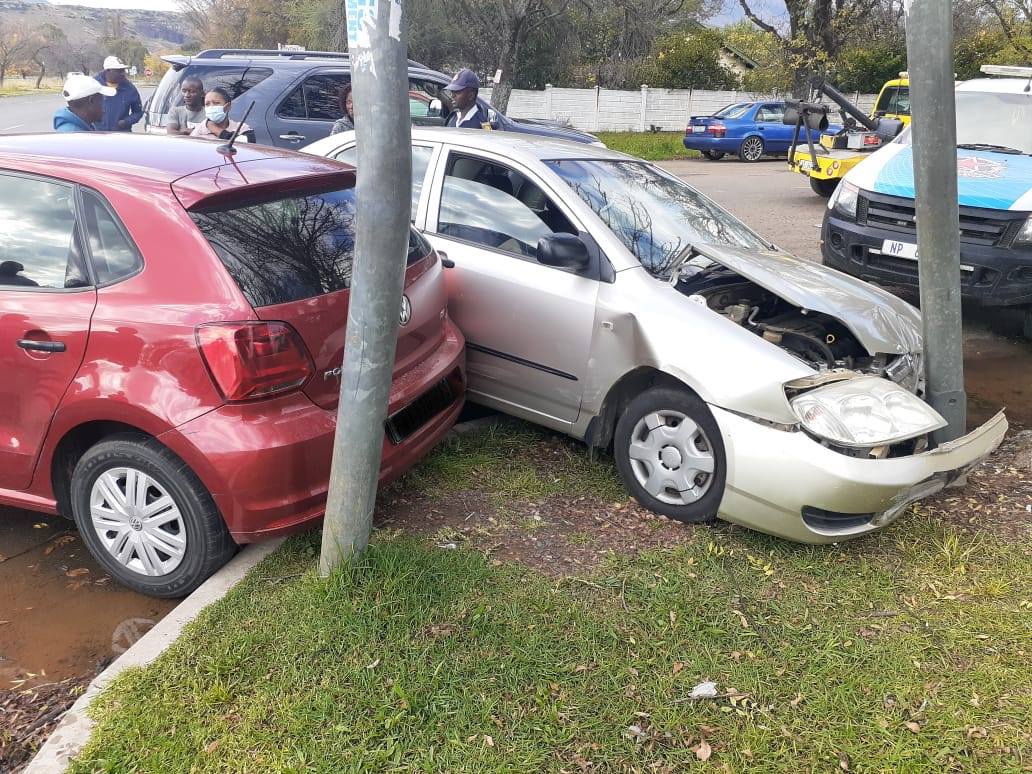 No injuries in collision at intersection in Harrismith
