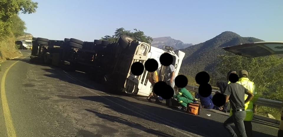 Truck rollover on the Hoedspruit side at the Strydom tunnel