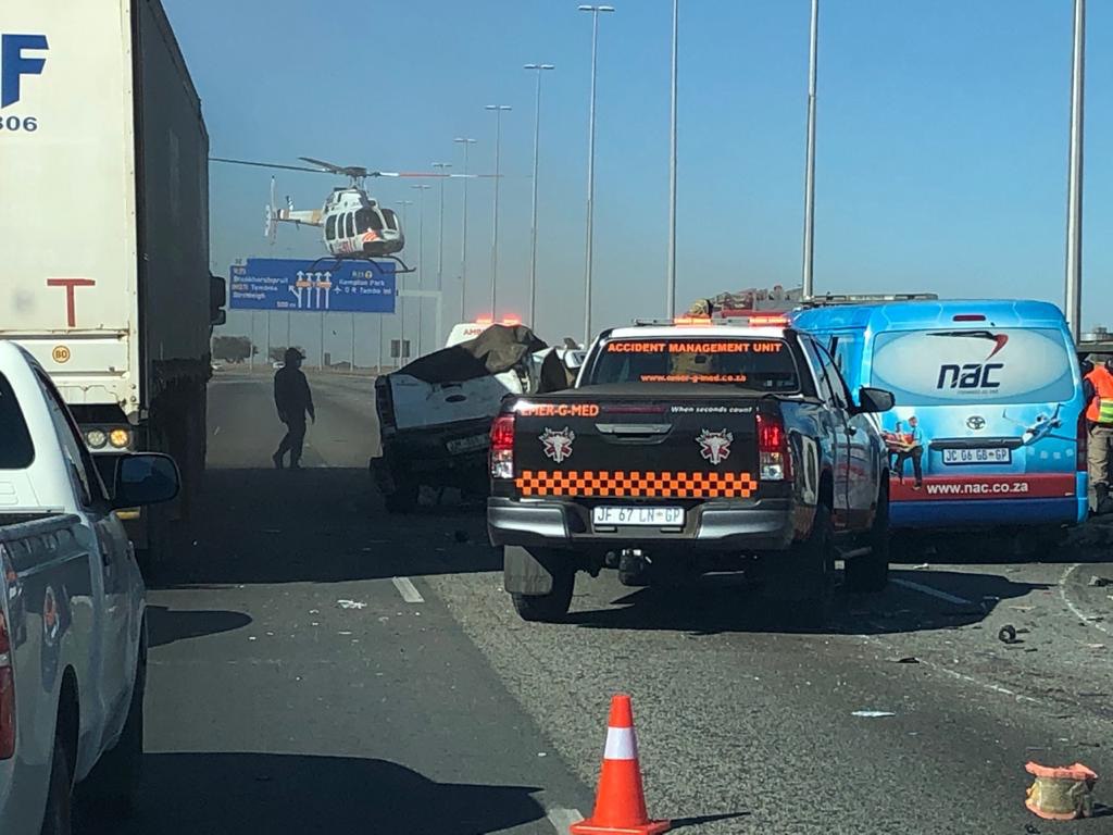 Gauteng: Multiple injured in bakkie rollover R21, Kempton Park