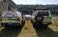 Members of Search and Rescue Unit search for murder victim in the Tugela river