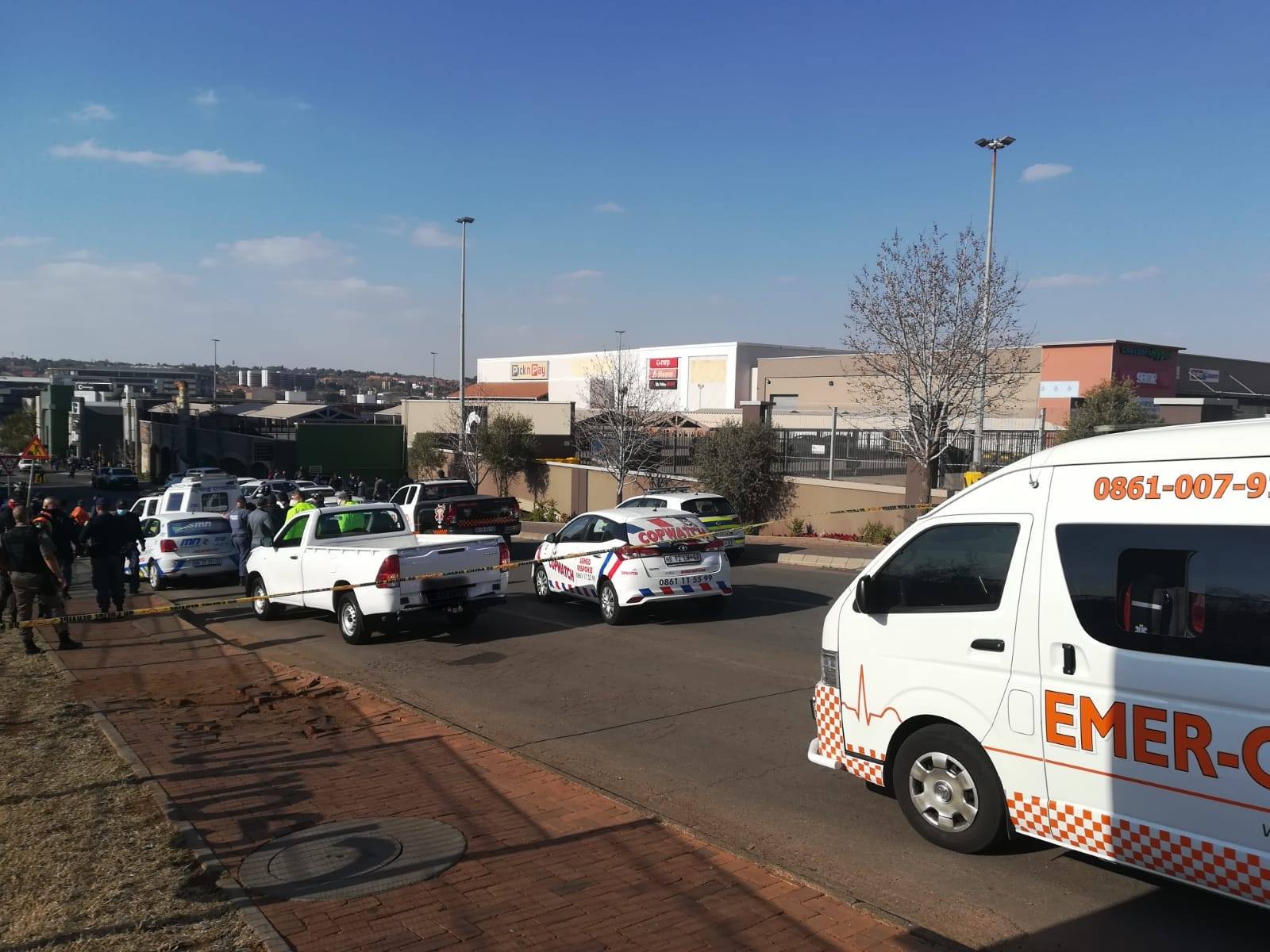 One seriously injured in a shoot out at a mall in Centurion