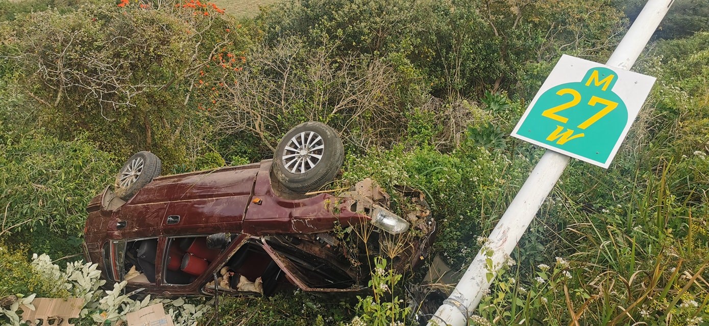 Vehicle Overturns After Driver Looses Consciousness in Umdloti, KZN