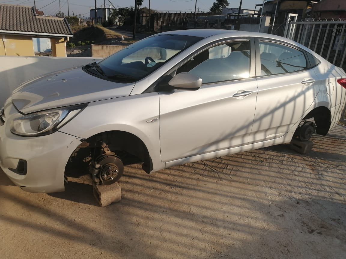 Theft of rims and tyres in Trenance Park - KZN