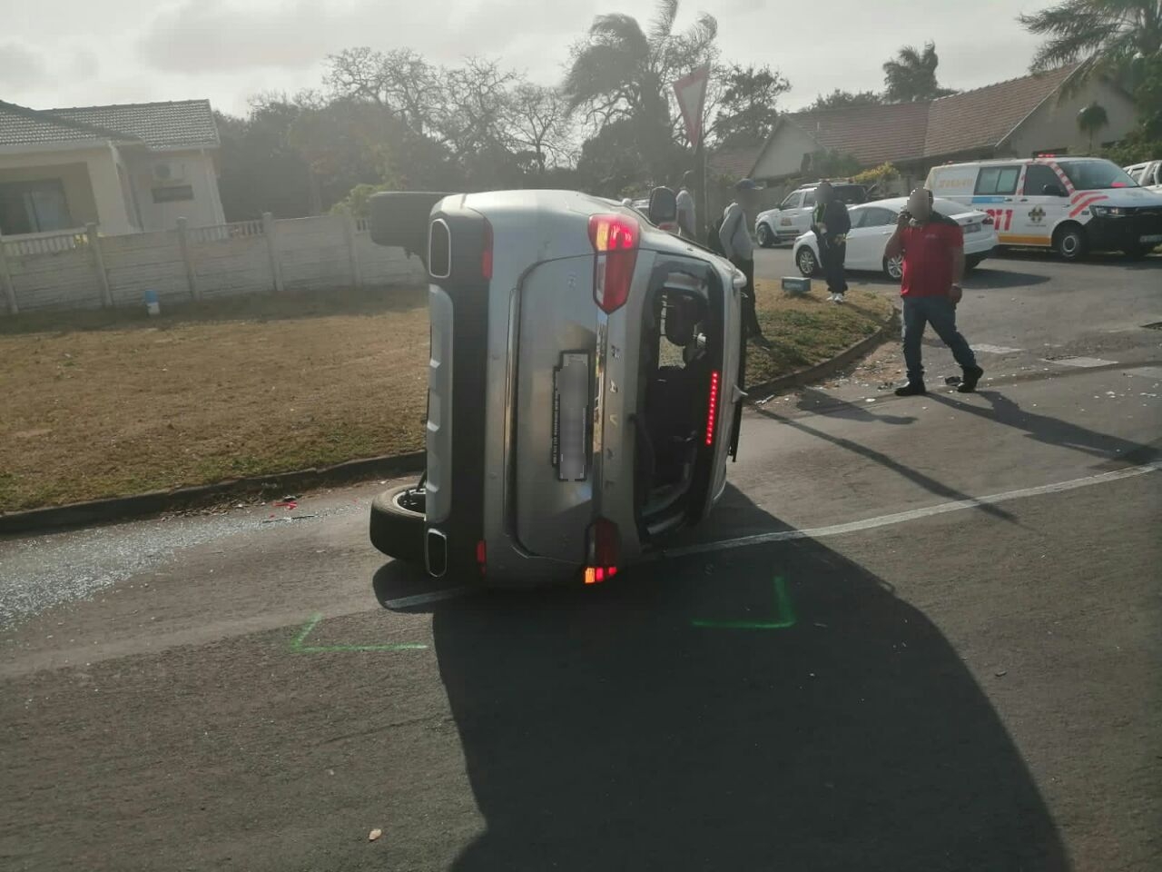 KwaZulu-Natal: Driver escapes injury in rollover