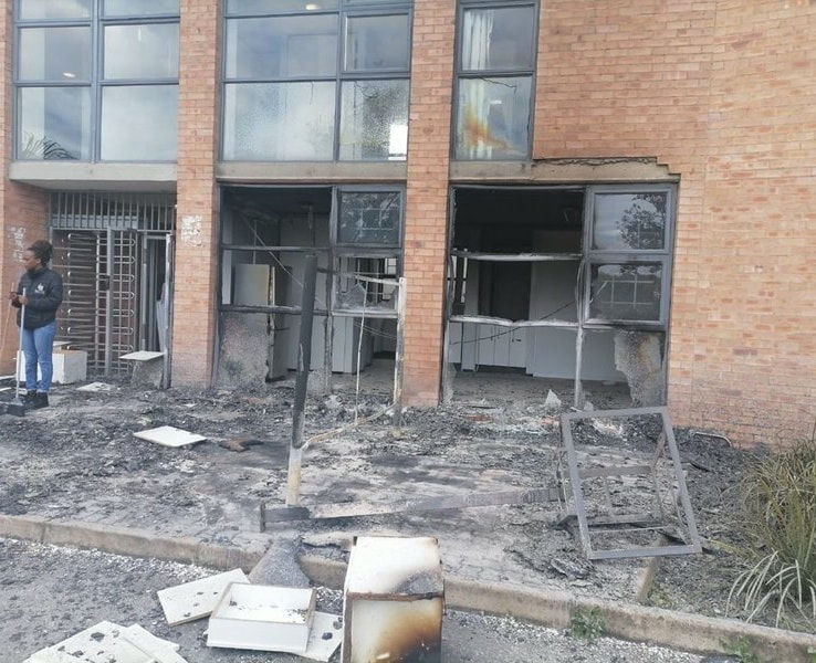 Police arrest UKZN fire suspects