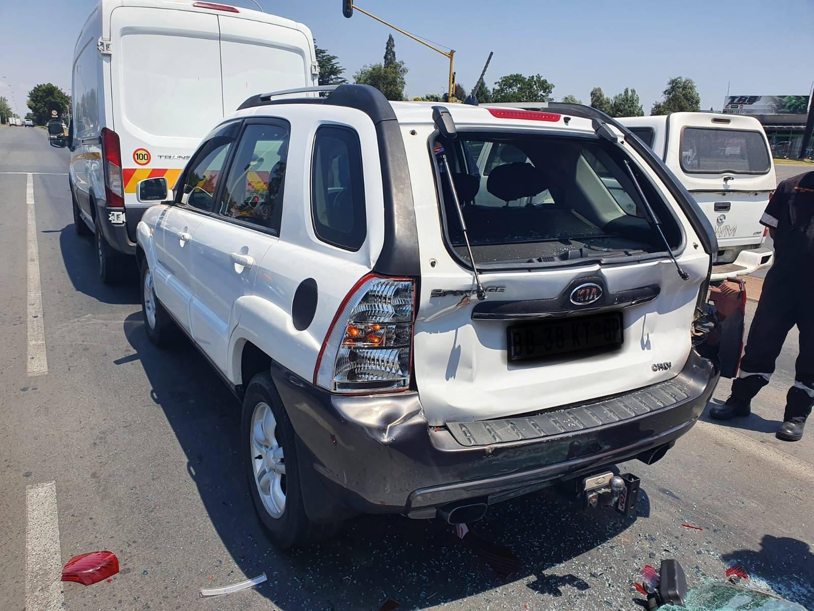 One injured in a multiple vehicle collision in Boksburg