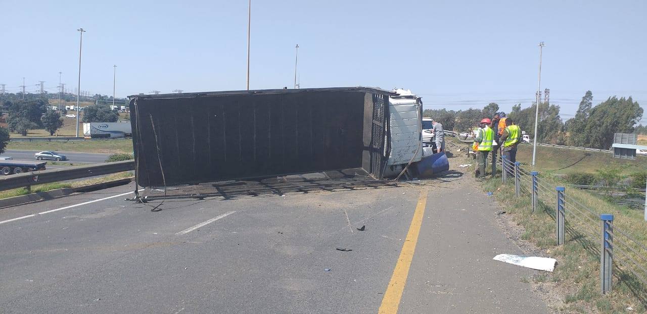 Two injured in a truck rollover, Germiston