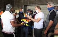 The National Commissioner, General Khehla Sitole and SAPS management applauds the arrest of a long awaited murder fugitive