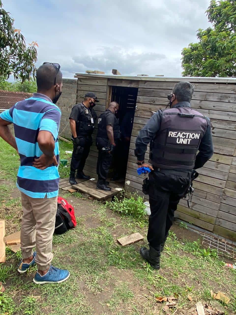 Man finds brother hanging in wendy house in Buffelsdale