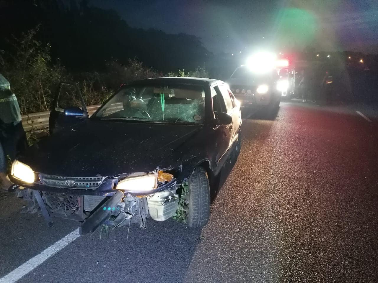 Two injured in a collision on the R102