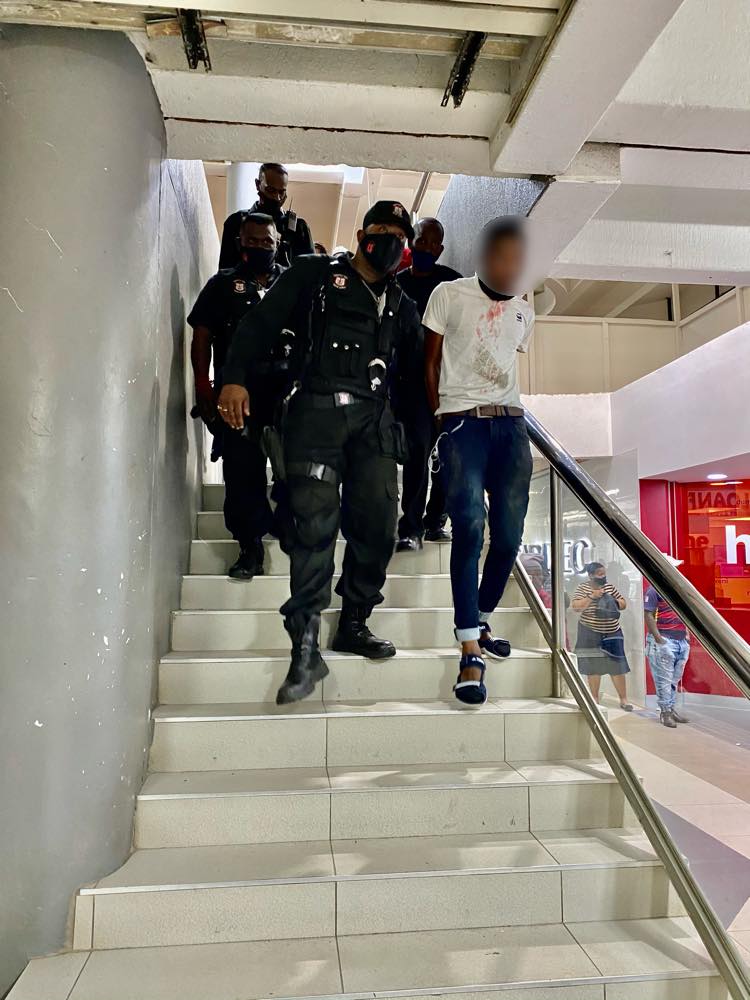 19-Year-Old Business Robber Arrested: Verulam - KZN