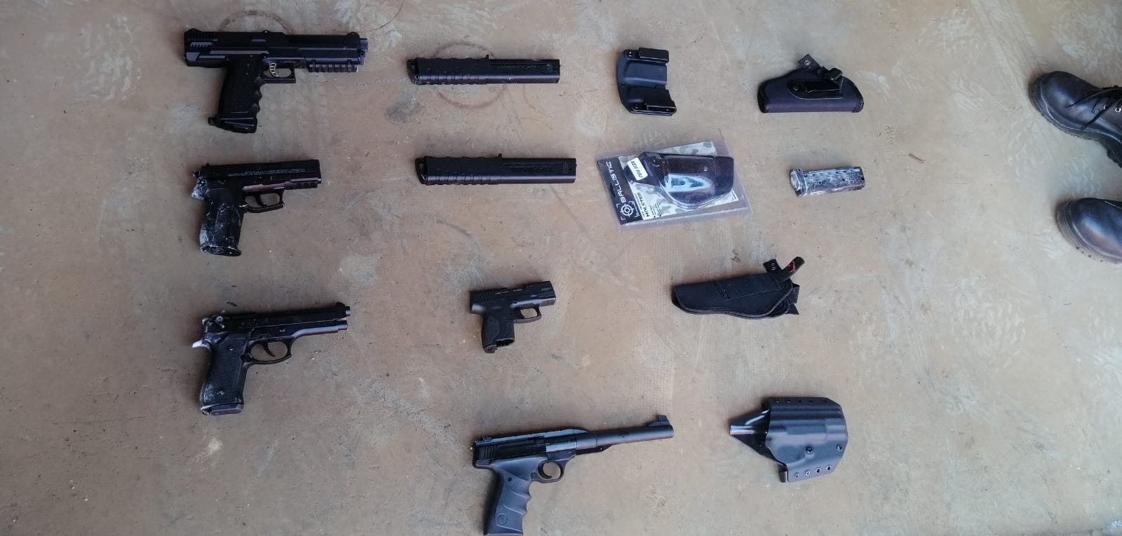 Police arrest a man believed to be behind the random shooting at Doornpoort tollgate plaza in December 2020, and find in the suspect's possession nine unlicensed firearms and ammunition