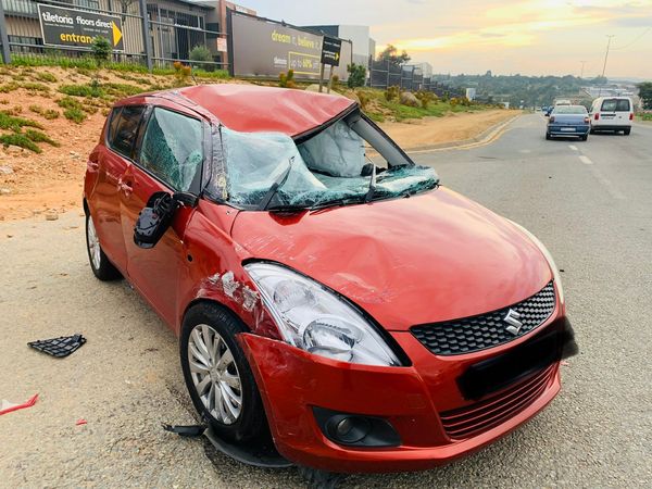 Two injured in a road crash in North Riding