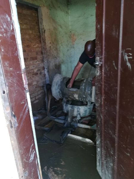Hawks dismantle approximately R500 000 worth of illicit gold refinery and suspects remanded in custody