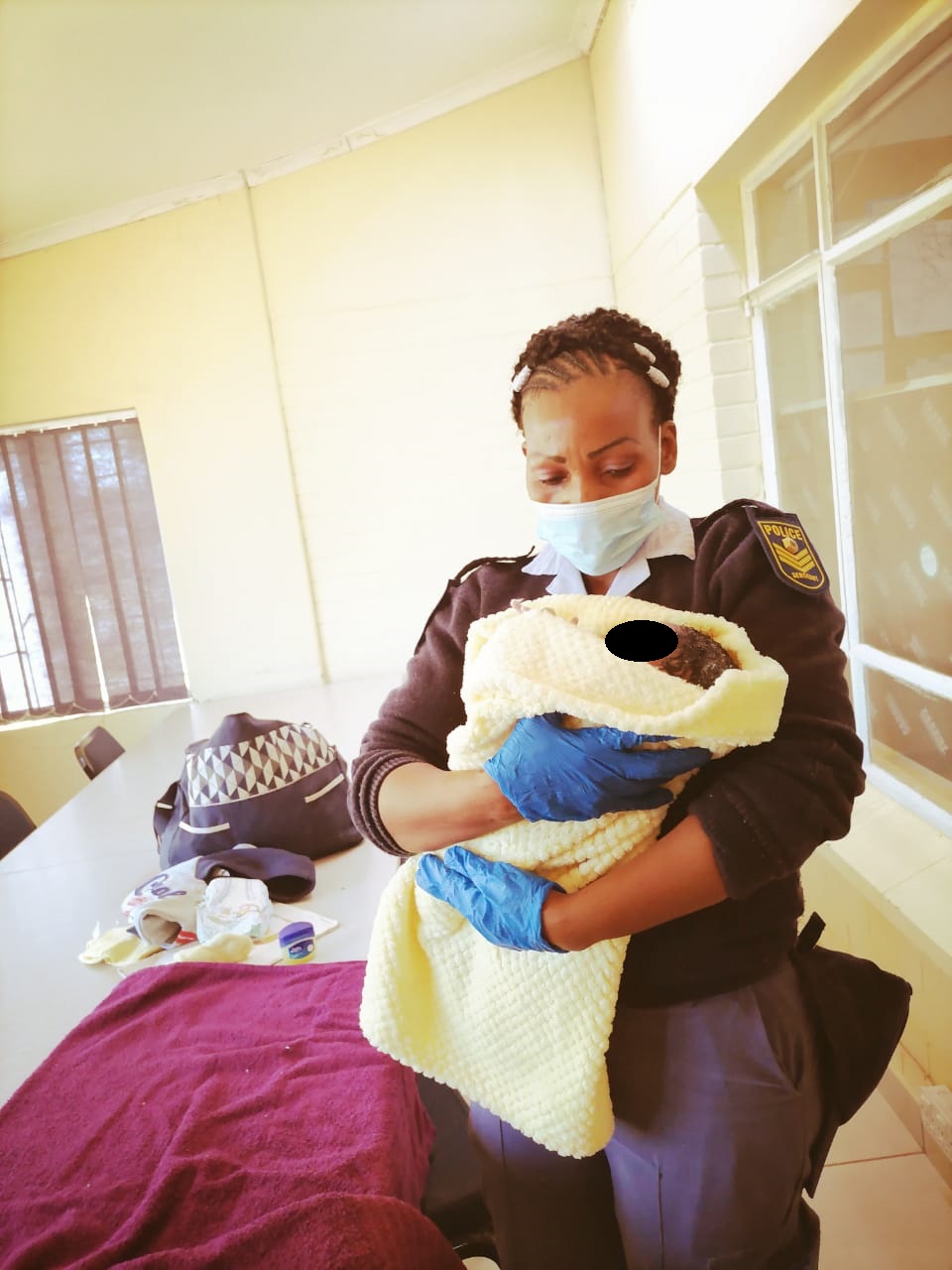Police help young mother in delivering a new-born baby at a police station