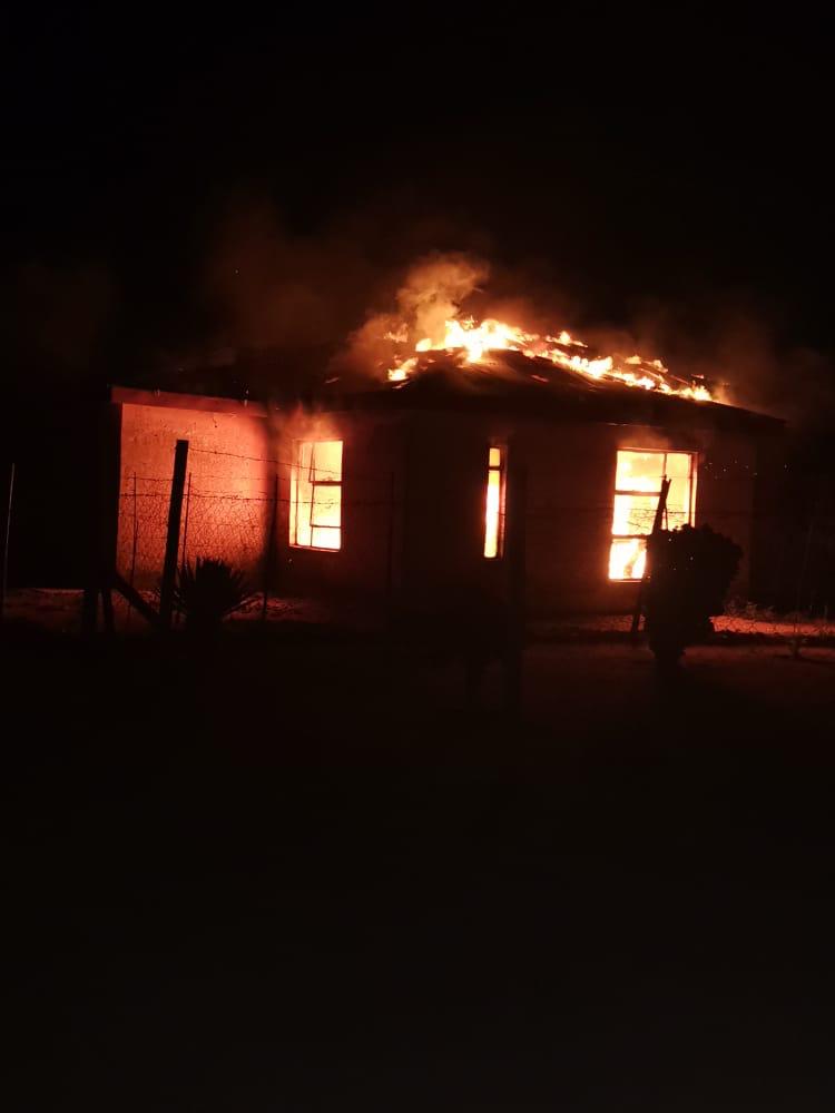 Manhunt launched after five houses were torched in Tshilwavhusikhu