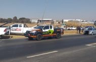 Vehicle collision in Modderfontein