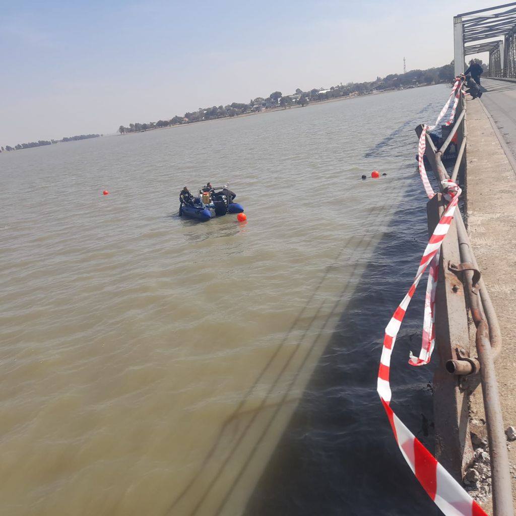 Two bodies retrieved out of Vaal Dam in Oranjeville following a motor vehicle collision
