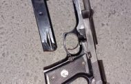 Suspect disarmed and arrested by lockdown II