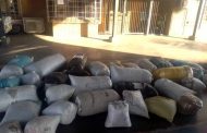 Duo in court in connection with over R800,000 dagga bust near Leeu-Gamka