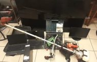 Police arrest 34-year-old male and recover stolen goods, Gqeberha