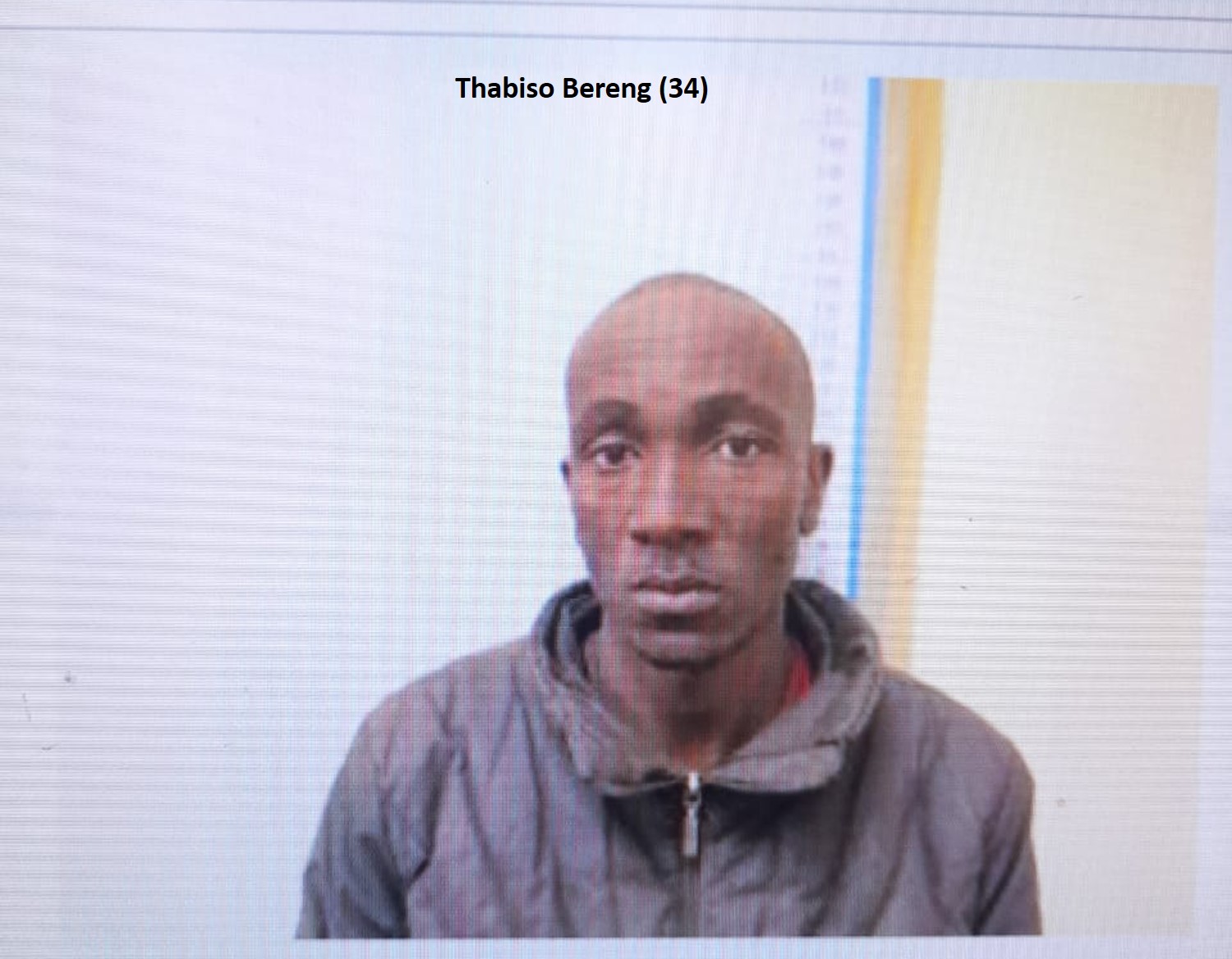 Police re-arrest four escapees