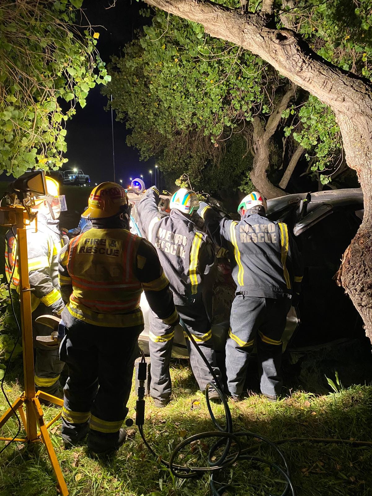 Fatal crash into tree next to the M5