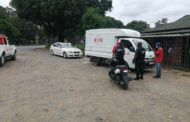 Robbery suspects flee empty handed in Canelands
