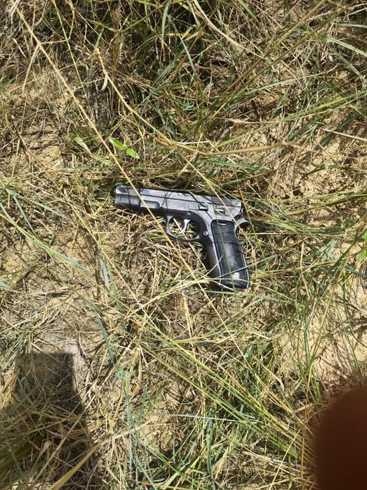 Provincial Commissioner applauds members for arresting a suspect with unlicensed firearm