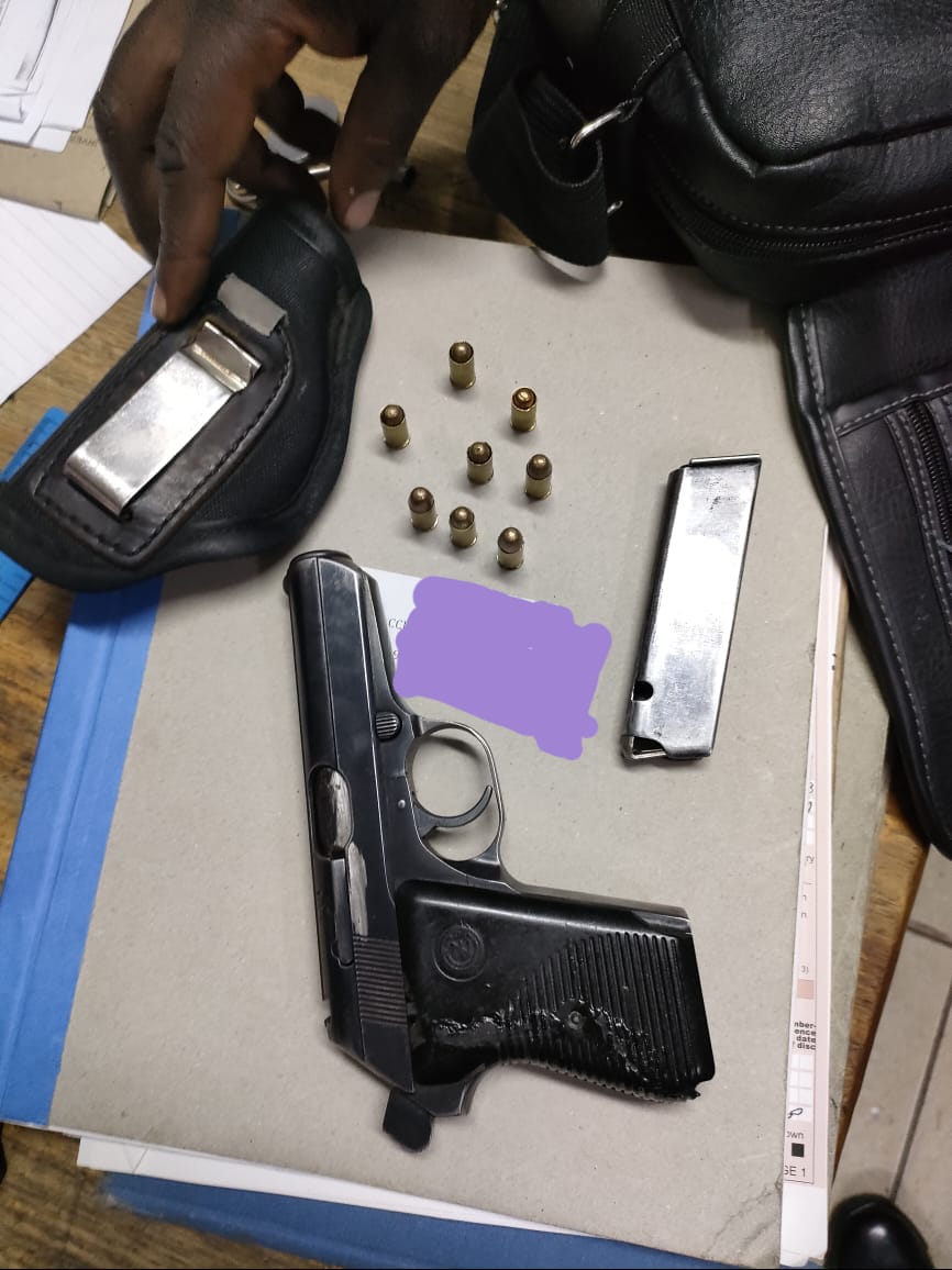 SAPS Magaliesburg members nab a 27-year-old man found in possession of an unlicensed firearm and ammunition