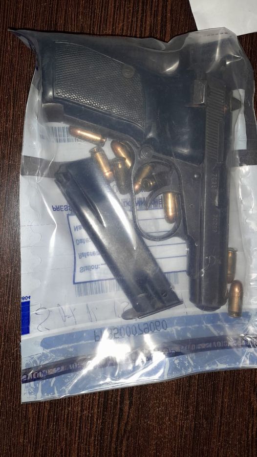 Public Order Police (POP) members arrested suspect for unlawful possession of firearm