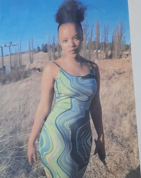 Missing teenage girl sought.