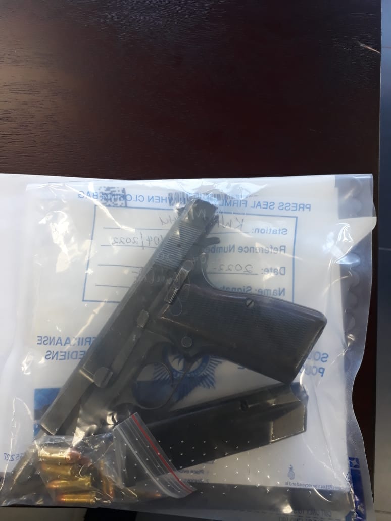 Business robbery suspect nabbed with a firearm