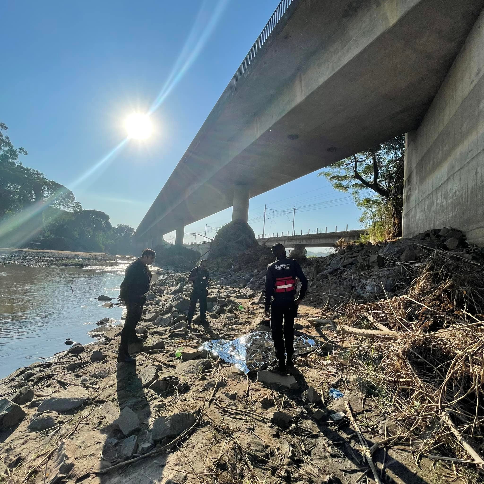 Body of a man discovered on a river bank in Tongaat