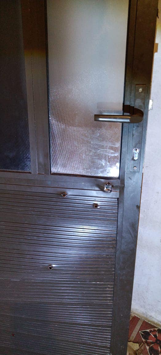 8-Year-Old Shot Twice During Robbery: Emona - KZN