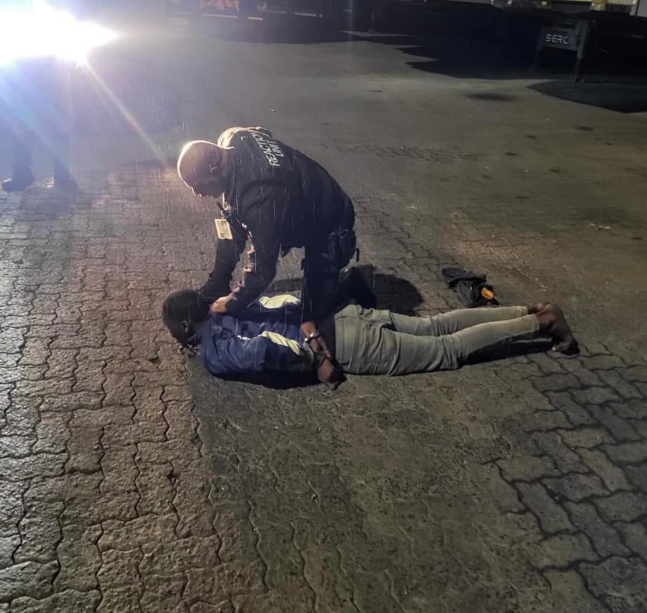 Reaction officer attacked during search for suspect in Canelands