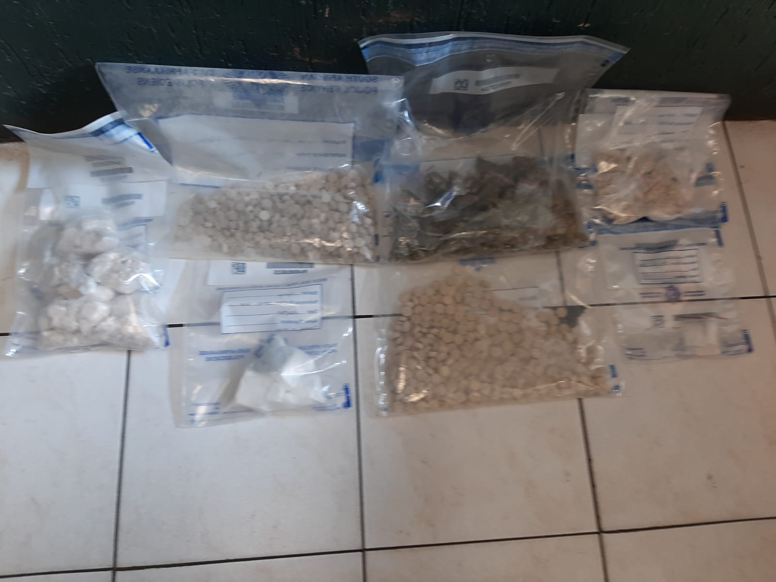 Drug dealer arrested in the act