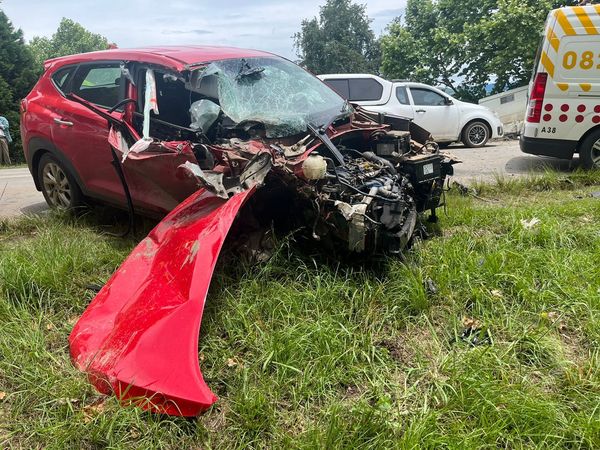 Two injured in a head-on crash  along the R103 in Lions River.